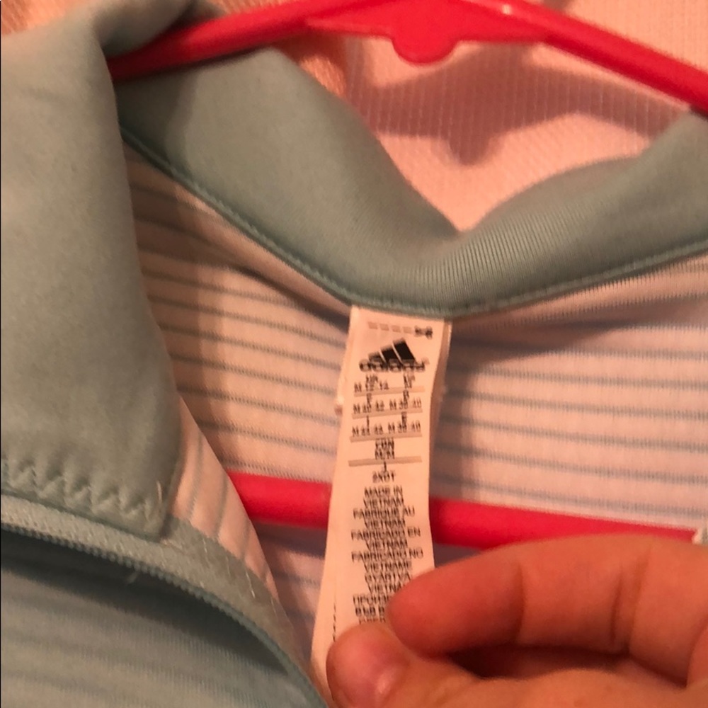 Adidas top - Picture 2 of 2